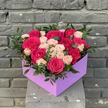 Цветочная композиция из Розы в коробке #REPLACE_PRED# Зеленодольске