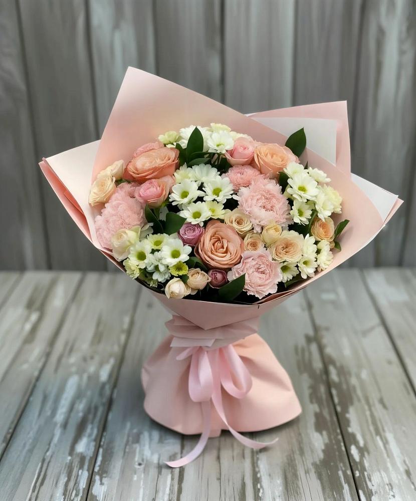 Букет цветов из: Гвоздики, Розы и Хризантемы в Зеленодольске