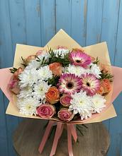 Букет цветов из:  Розы, Герберы и Хризантемы #REPLACE_PRED# Зеленодольске