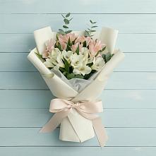 Букет цветов из:  Альстромерии в Зеленодольске