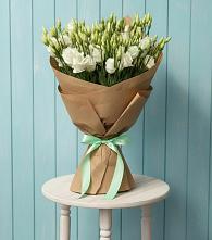 Букет цветов из:  Лизиантусы в Зеленодольске