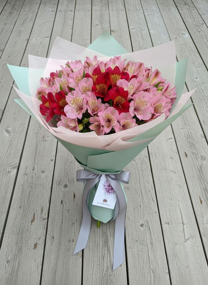 Букет цветов из: Альстромерии в Зеленодольске