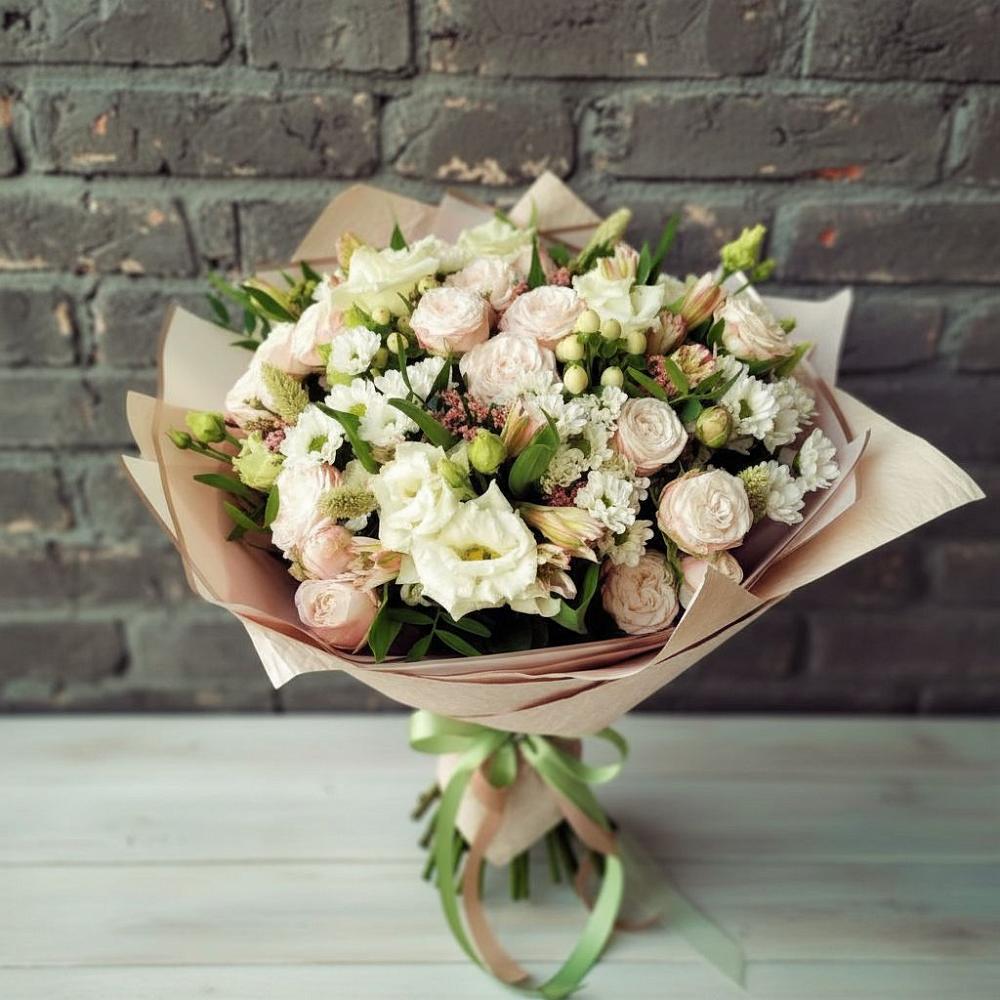 Букет цветов из: Альстромерии, Розы и Хризантемы в Зеленодольске