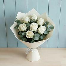 Букет Белые розы в Эвкалипте в Зеленодольске